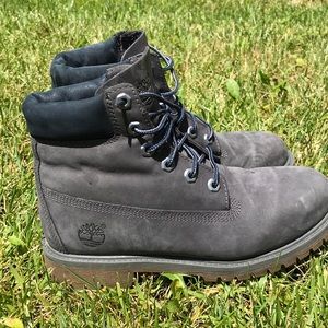 gray tims boots